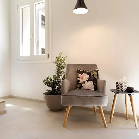 La Via And Terrace Pensionat Olbia