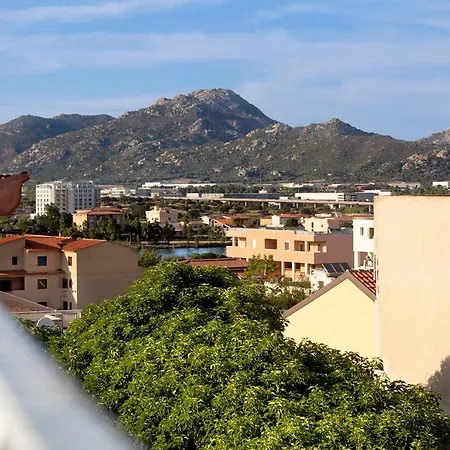 La Via And Terrace Pensionat Olbia